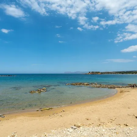 House Kalamaki Steps Away From The Holiday home